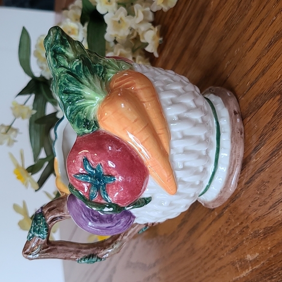 Fitz and Floyd creamer - vegetables - Picture 3 of 7